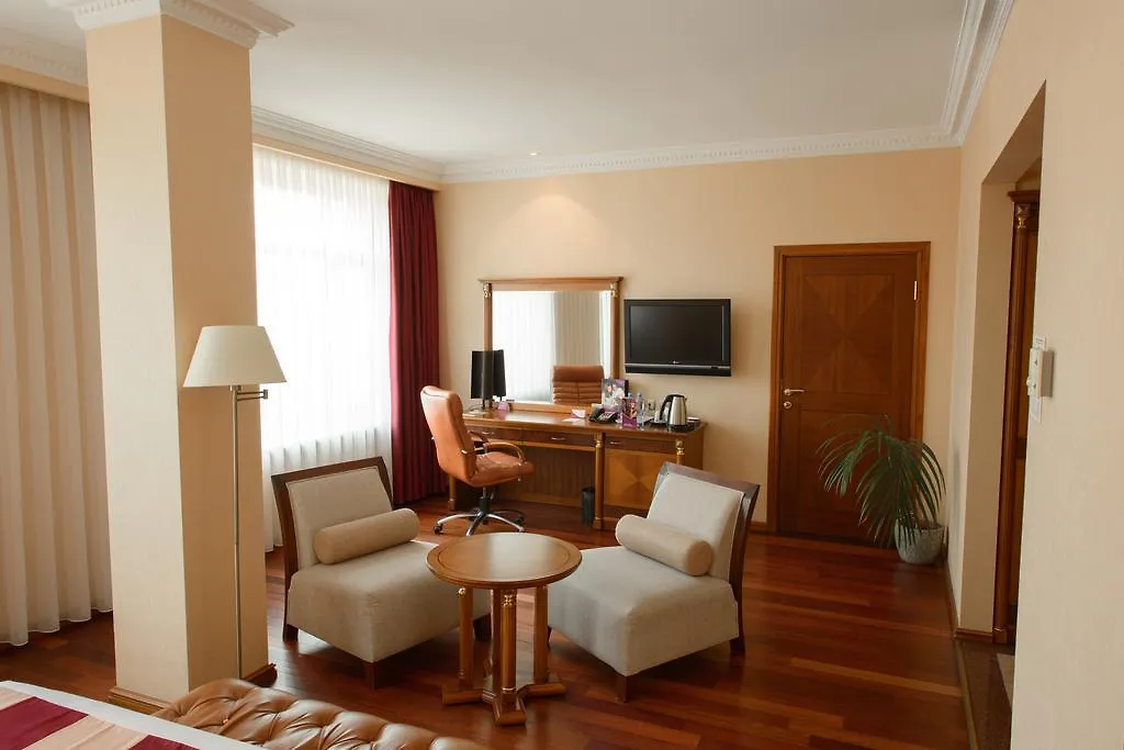 Crowne Plaza - Minsk, An Ihg Hotel Minsk