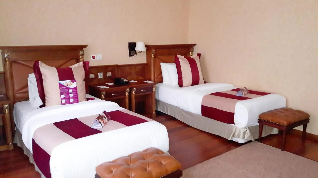 Отель Crowne Plaza Минск 5*,  Беларусь