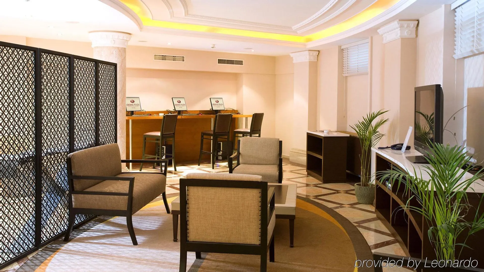 *****  Отель Crowne Plaza Минск Беларусь